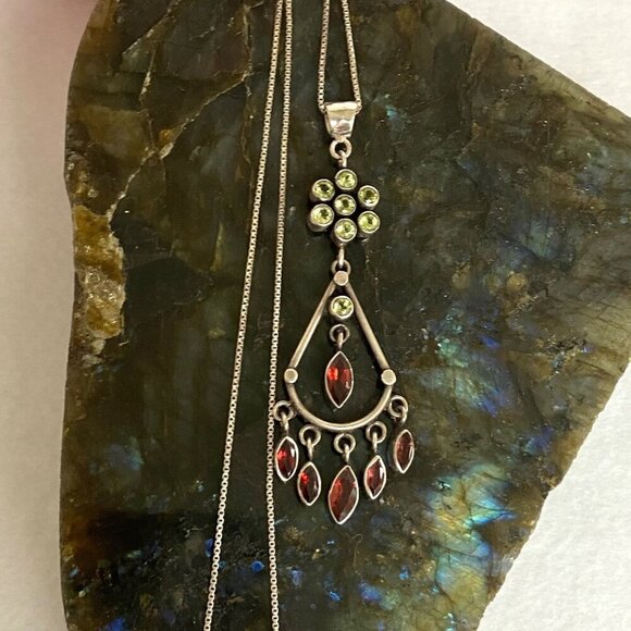 Sterling Silver 925 Red Garnet & Peridot Chandelier Pendant Necklace 20" Chain - Picture 1 of 16